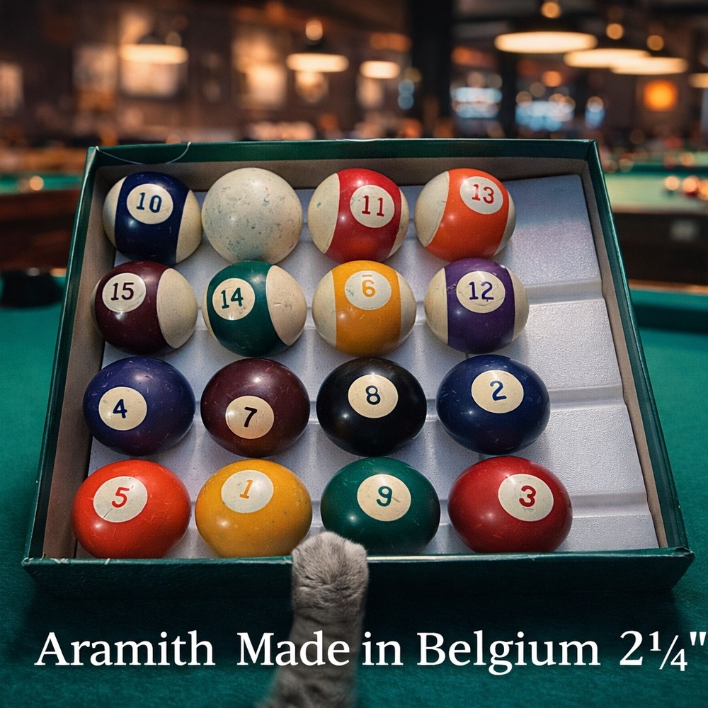 Used complete set (vintage Belgium Aramith) Billiard Balls